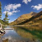 Herbstfarben haben die Wiesen am Obersee angenommen. Der Obersee...