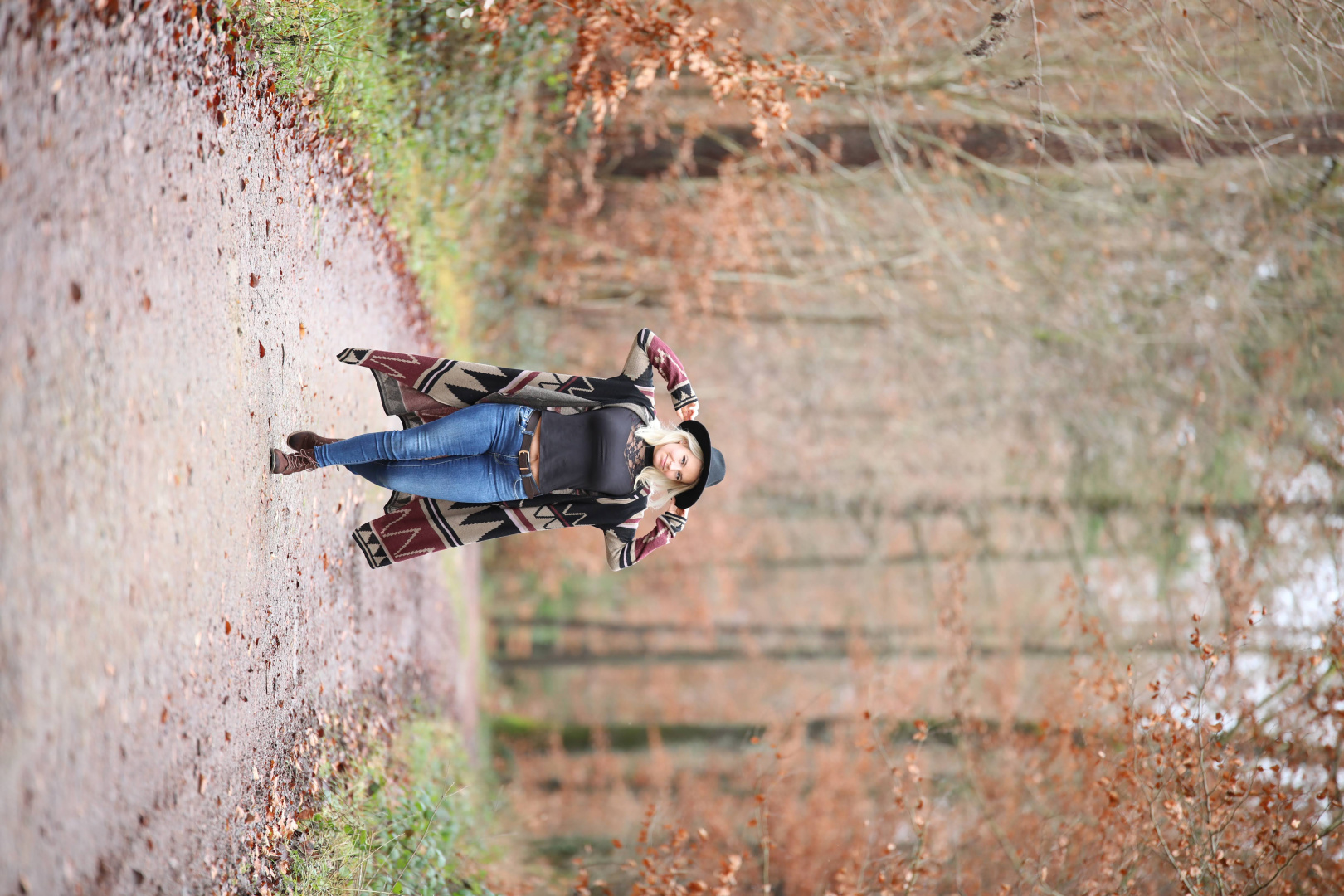 Herbstfarben mit Hut