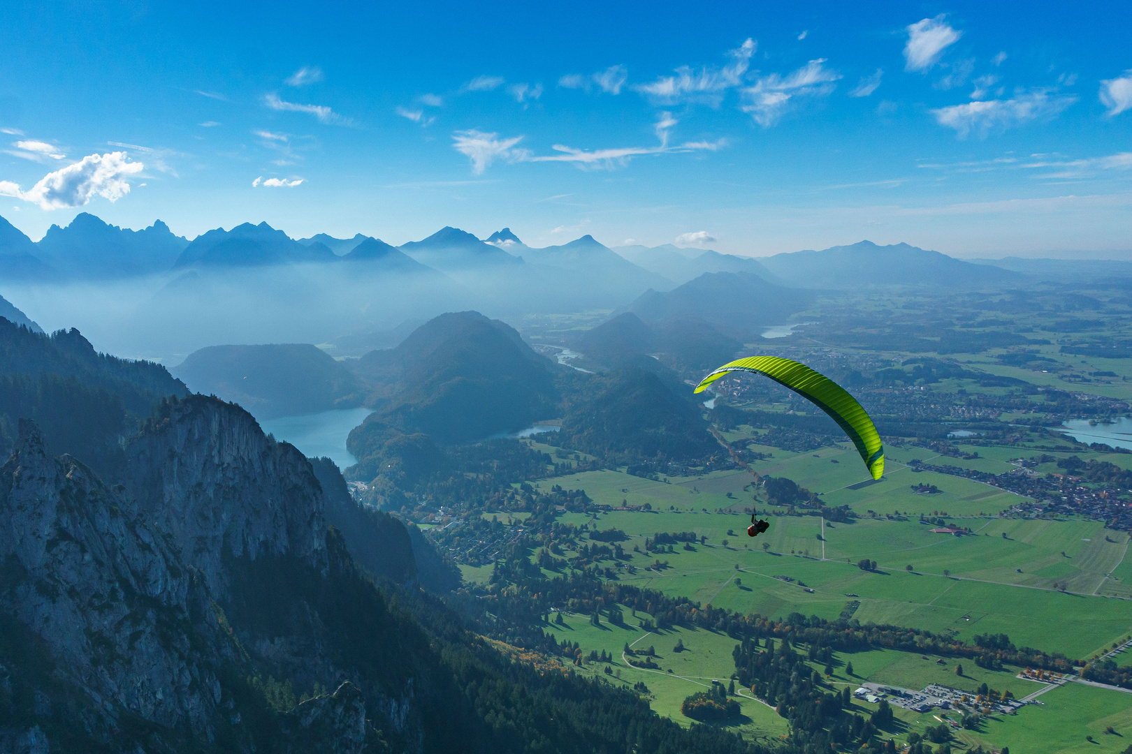 Herbstflug am Tegelberg