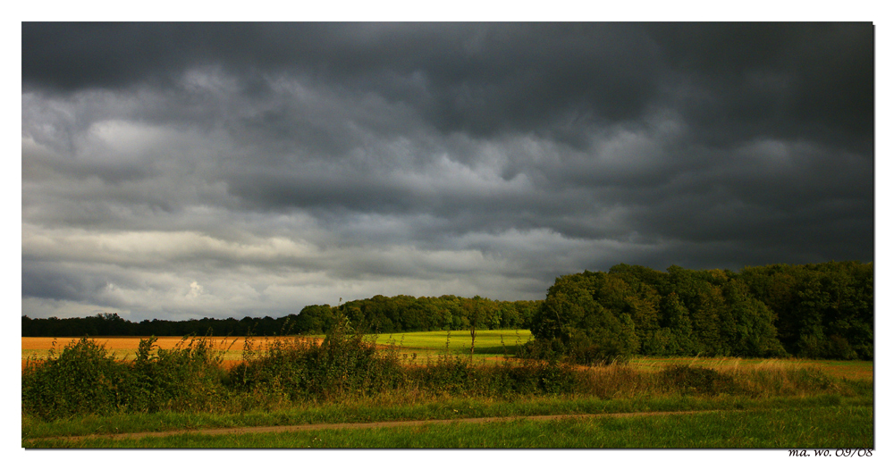 Herbstgewitter..........