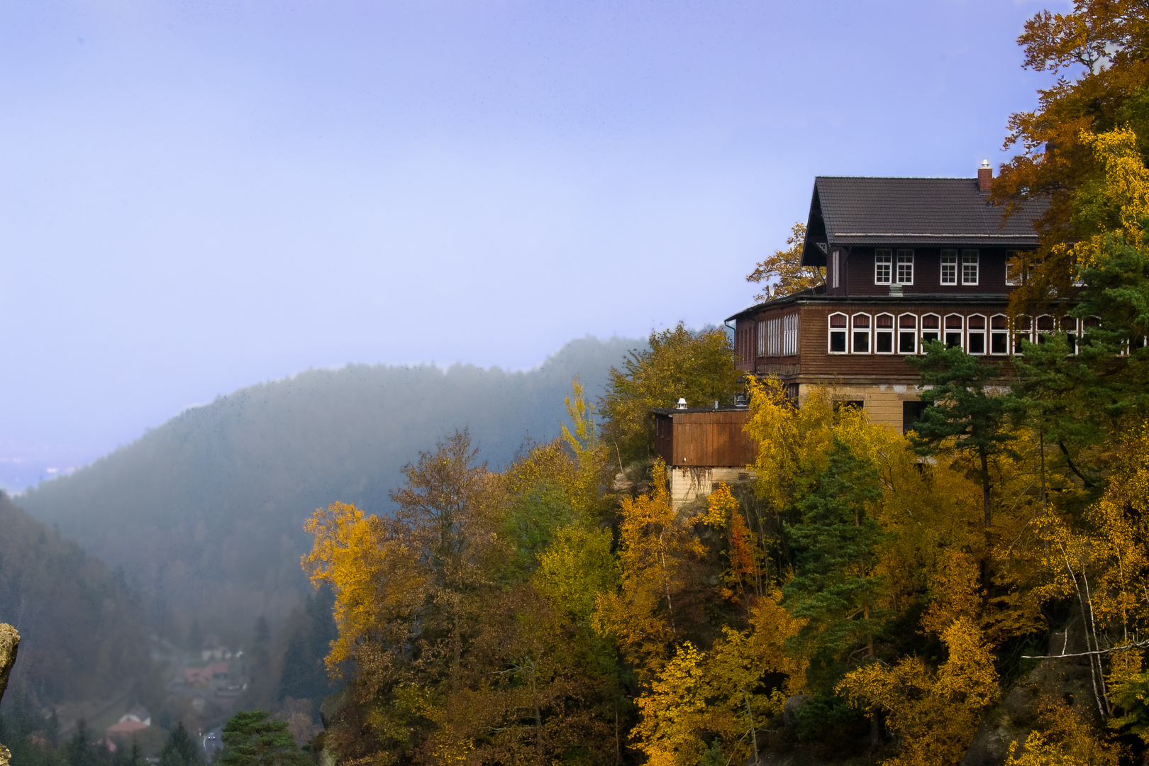 Herbsthütte