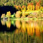 HERBSTIDYLLE AM SEE - OBERBAYERN