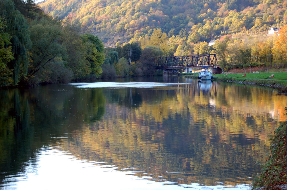 Herbstimpression an der Lahn