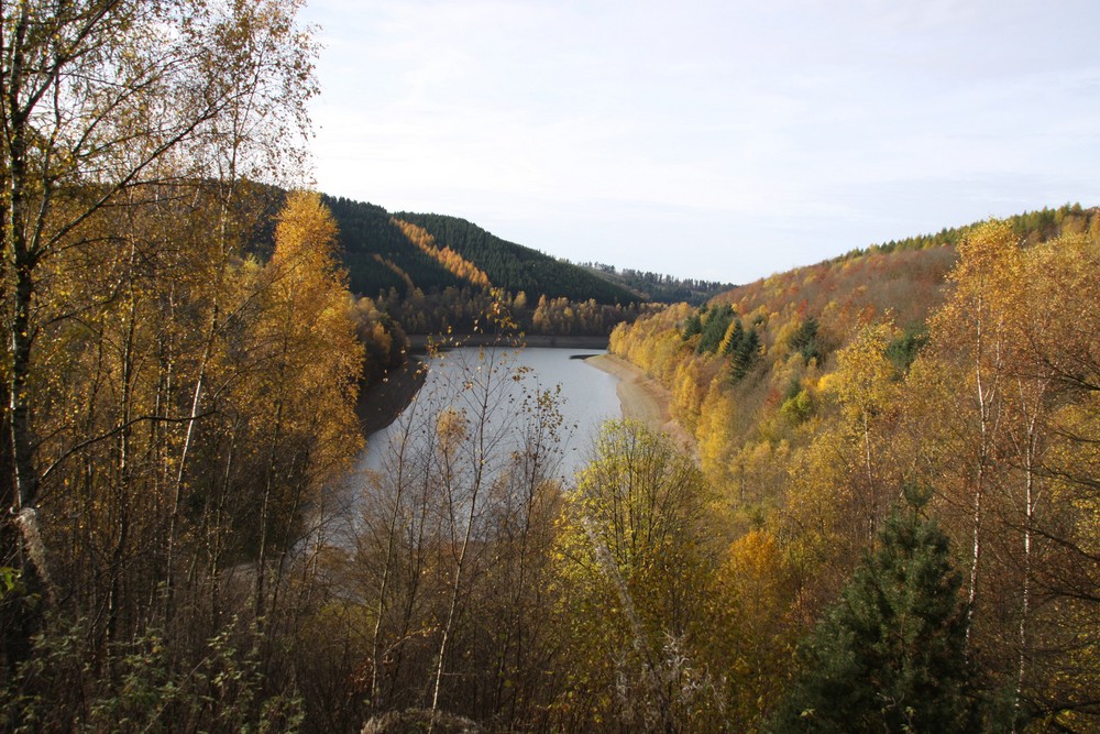 Herbstimpressionen an der Obernau-Talsperre