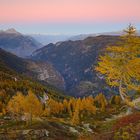 Herbstleuchten unter dem Erdschatten