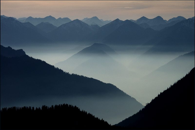 Herbstliche Abendstimmung in den Alpen