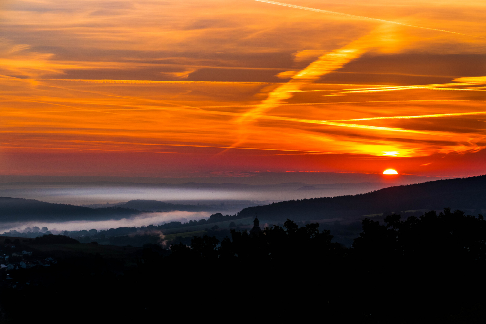 Herbstliche Morgendämmerung