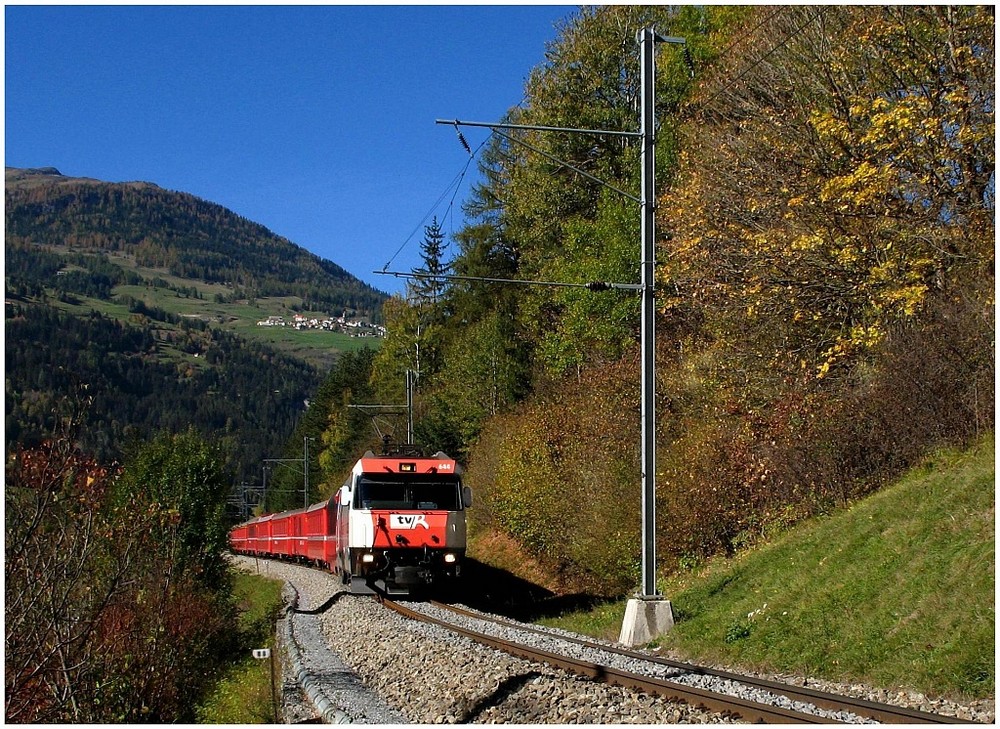 Herbstliche Rhätische Bahn