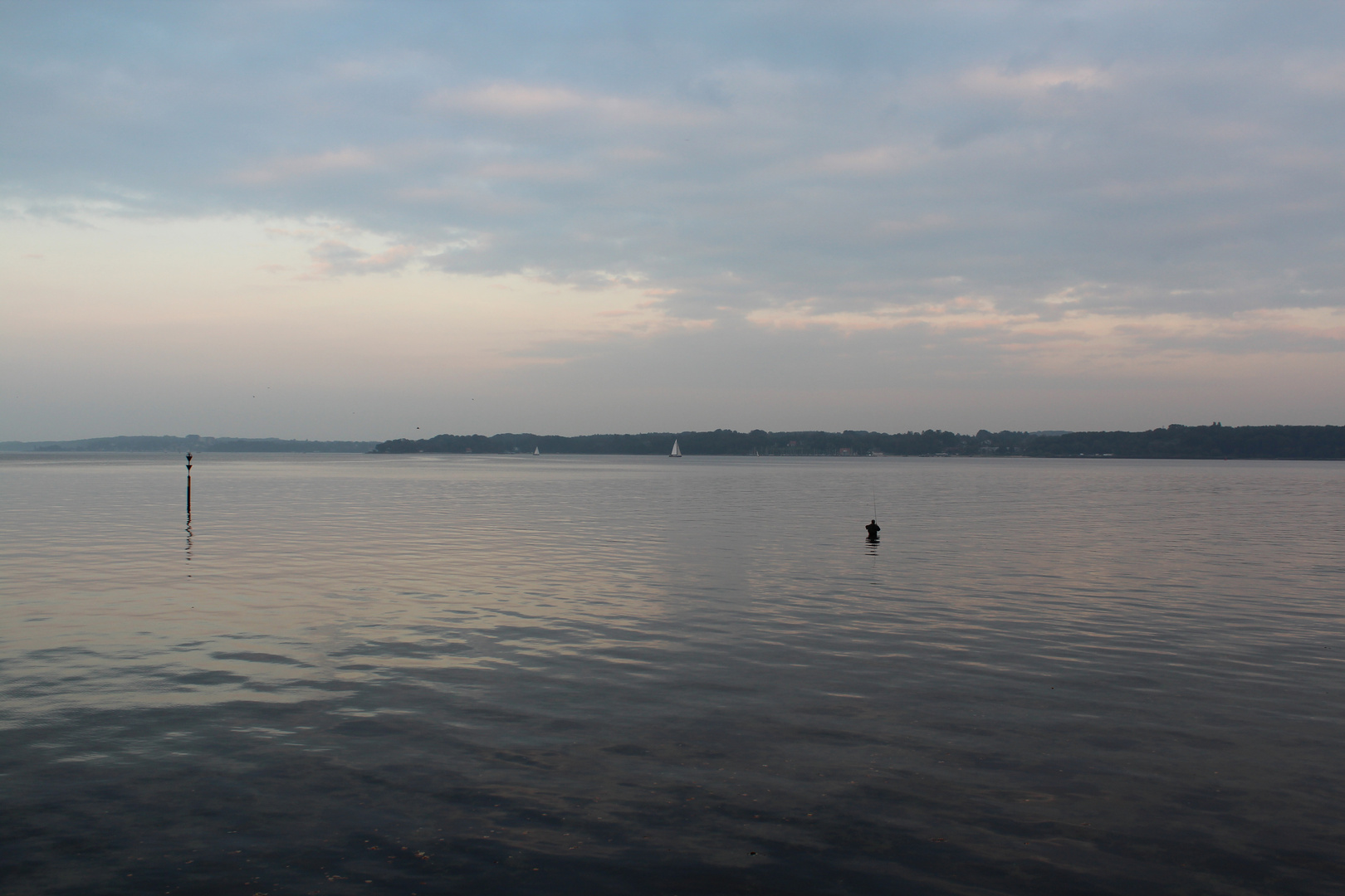 Herbstliche Ruhe auf dem Wasser