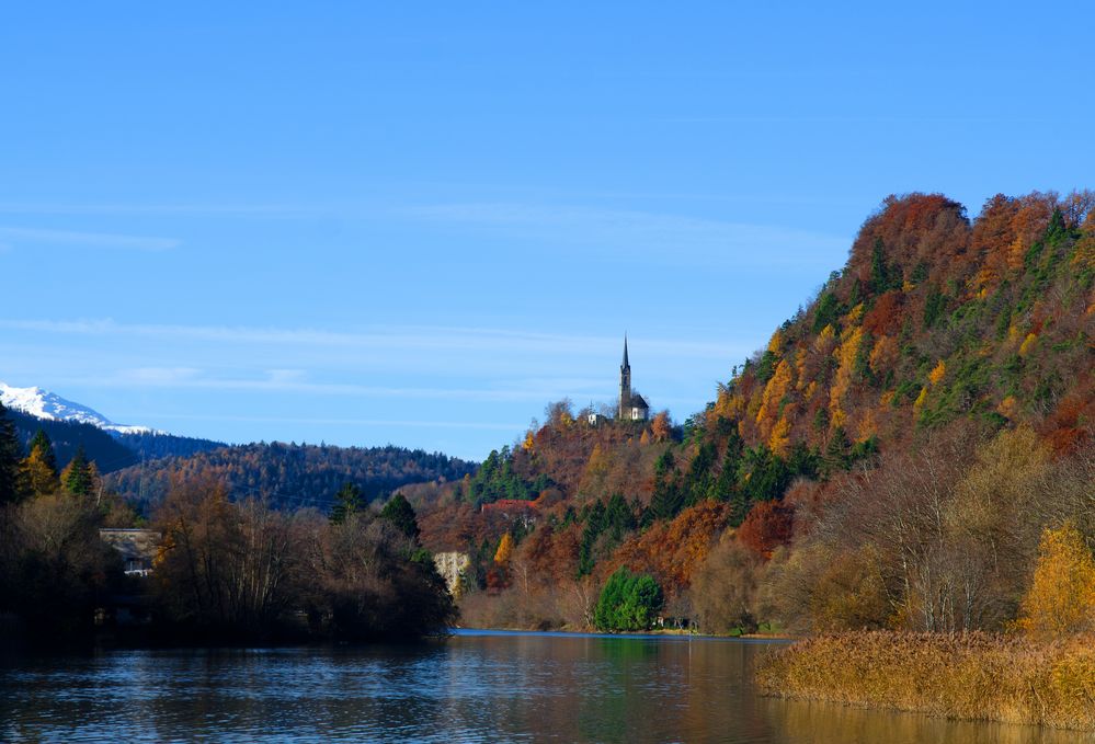 Herbstliche Sicht auf Tamins