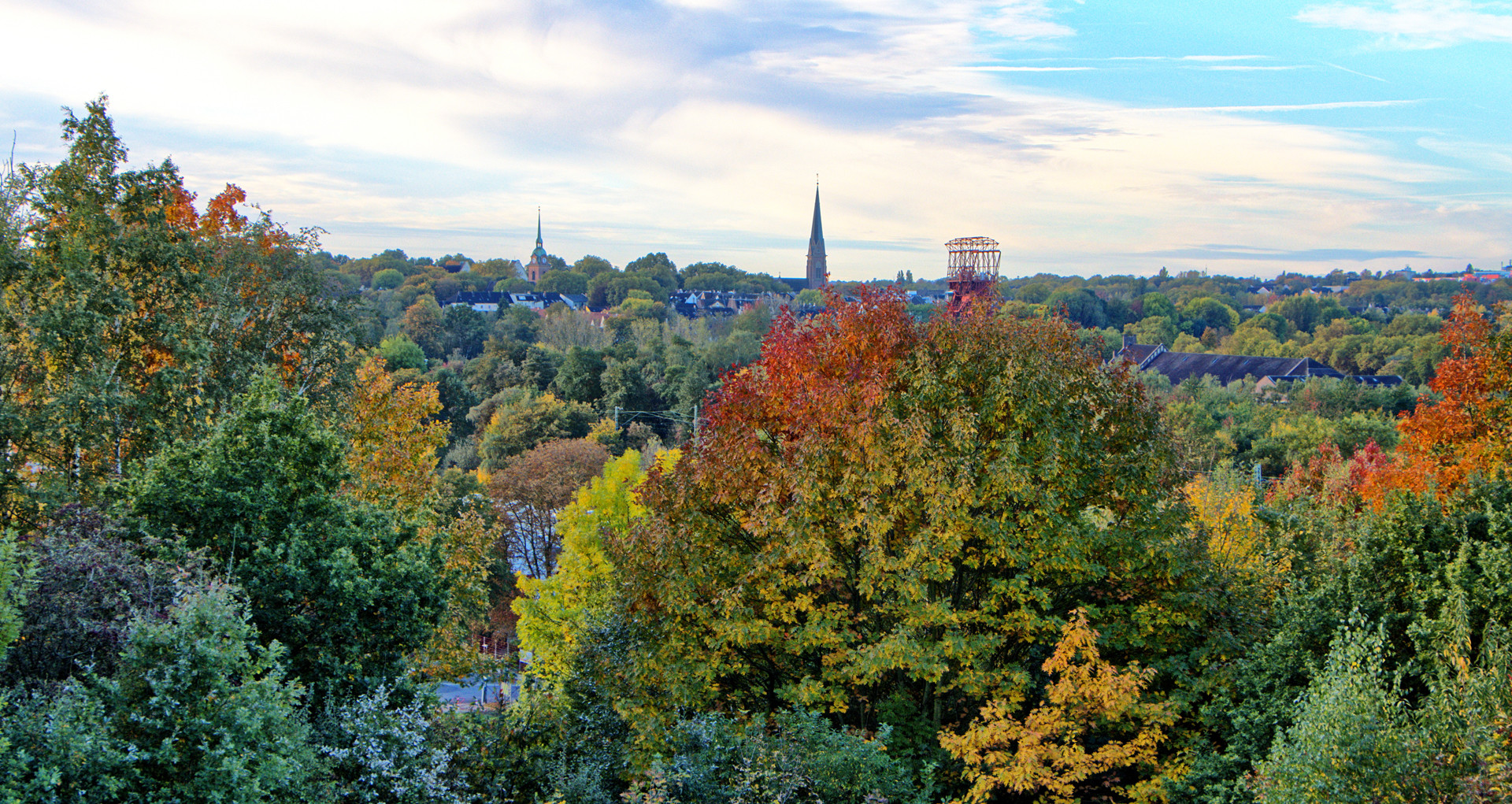 Herbstliche Skyline  von Essen-Kray