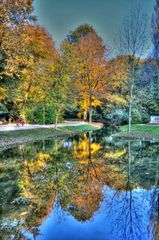 Herbstliche Spiegelung