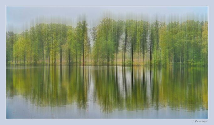 -Herbstliche Spiegelung -