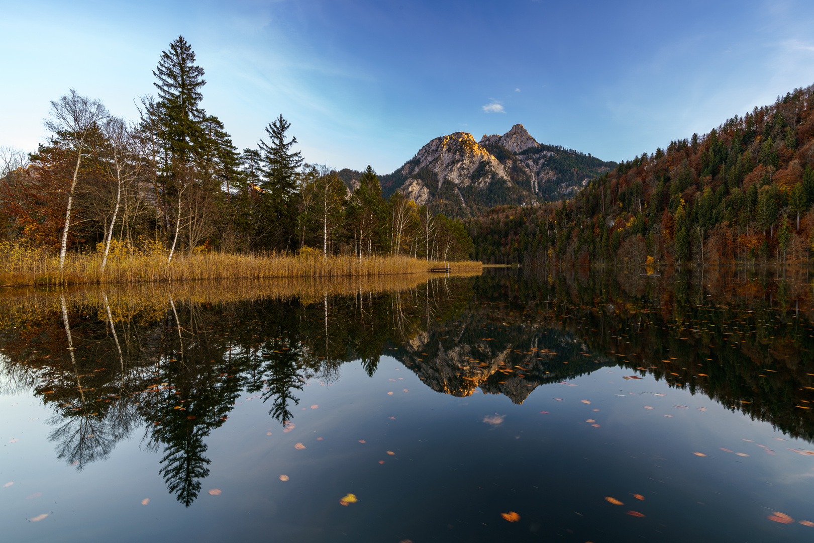 Herbstliche Spiegelung