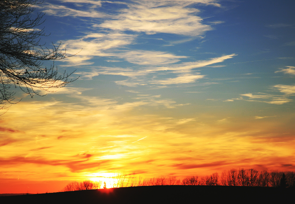 Herbstlicher Abendhimmel