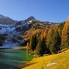 Herbstlicher Blick zur Porze und Roßkarspitze