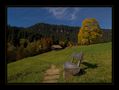 Bänke und Bänkchen in der Landschaft