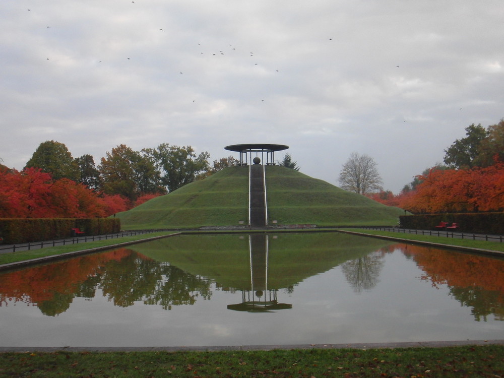 Herbstlicher Lilienthal-Park in Berlin