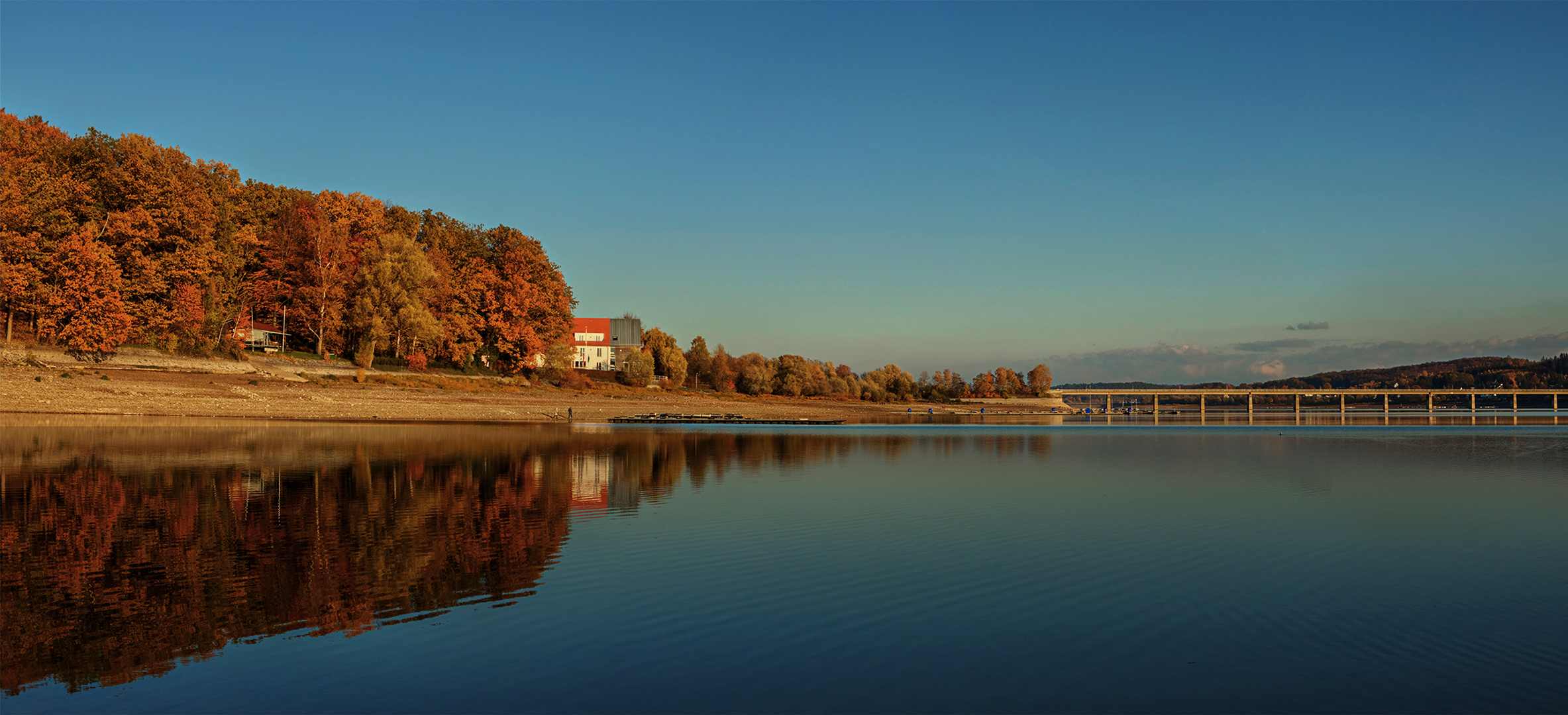 Herbstlicher Möhnesee 008