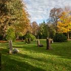 Herbstlicher Parkfriedhof