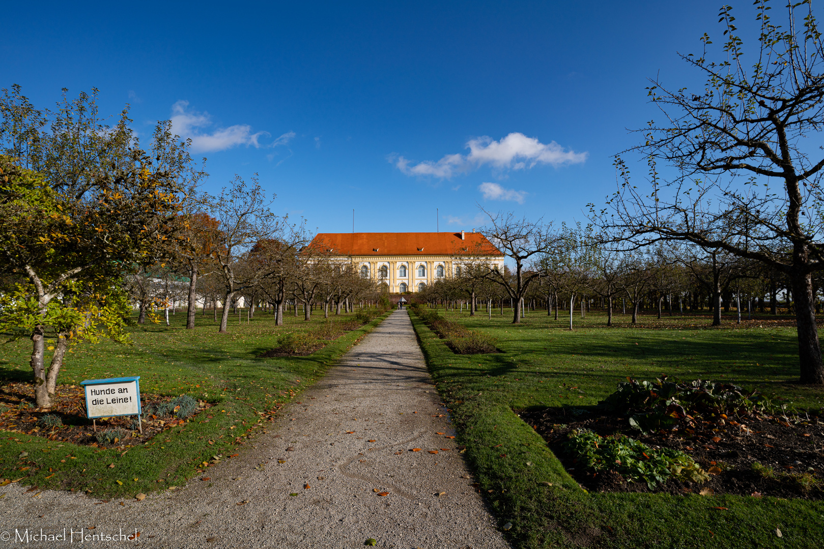 Herbstlicher Schloßpark