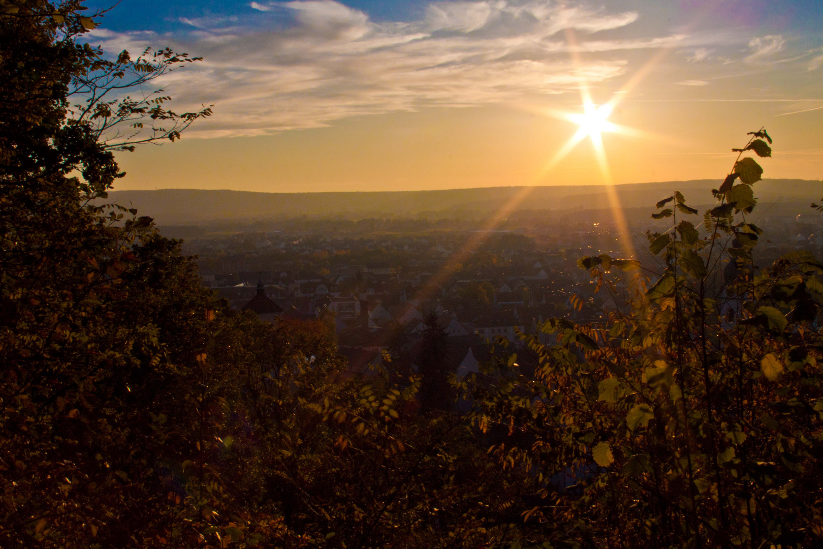 Herbstlicher Sonnenuntergang am Schwammerling