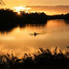 Herbstlicher Sonnenuntergang am Unterbacher See