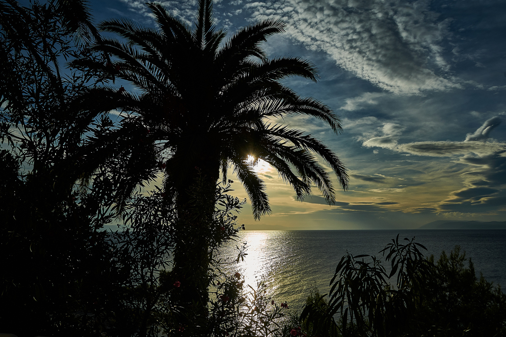 Herbstlicher Sonnenuntergang in Montenegro