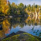 Herbstlicher Steinbruchweiher 