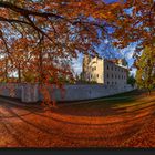  herbstlicher Villapark in regensburg 