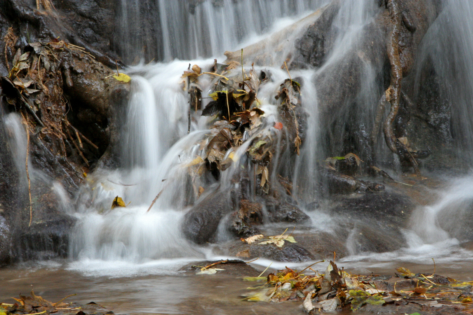 Herbstlicher Wasserfall