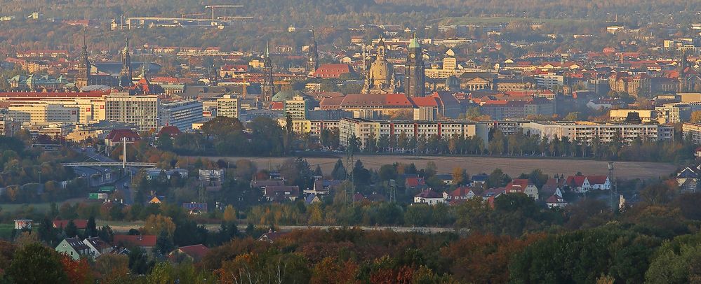 Herbstliches Dresden in einer Ausschnittsvergrößerung neu