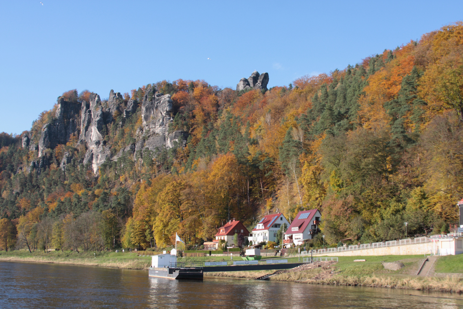 Herbstliches Elbsandsteingebirge