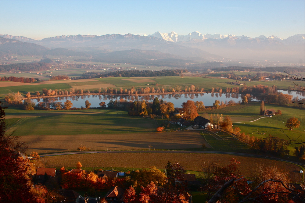 Herbstliches Gerzensee in der Abendsonne