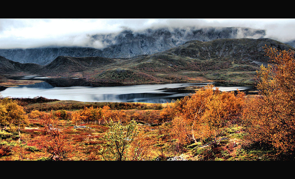 HERBSTLICHES NORWEGEN