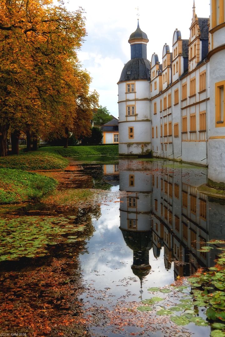 ... herbstliches Schloß ...