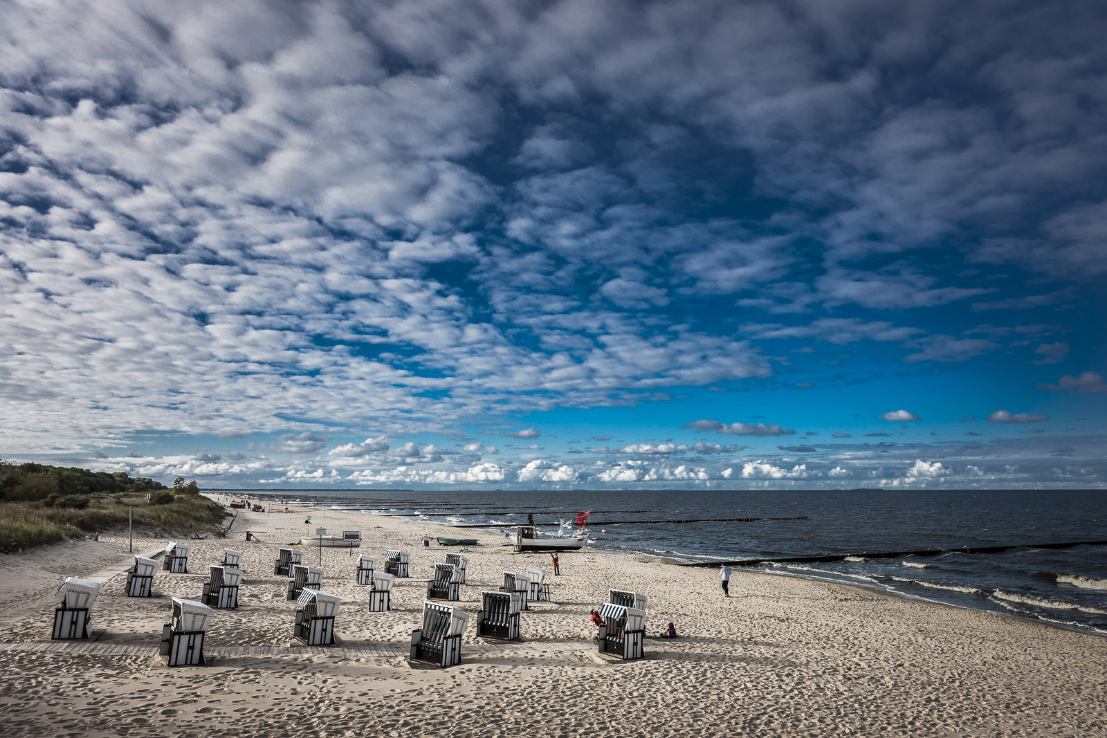 Herbstliches Strandleben