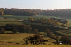 herbstliches Tal