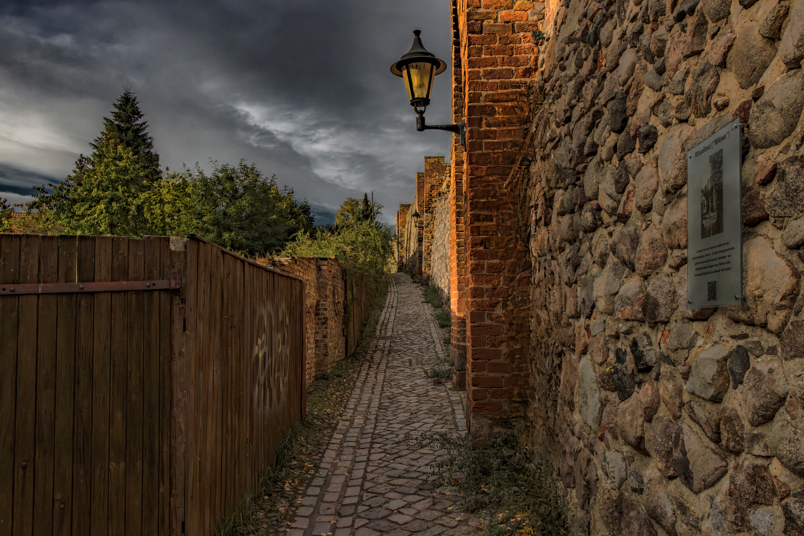 Herbstlicht an der Templiner Stadtmauer