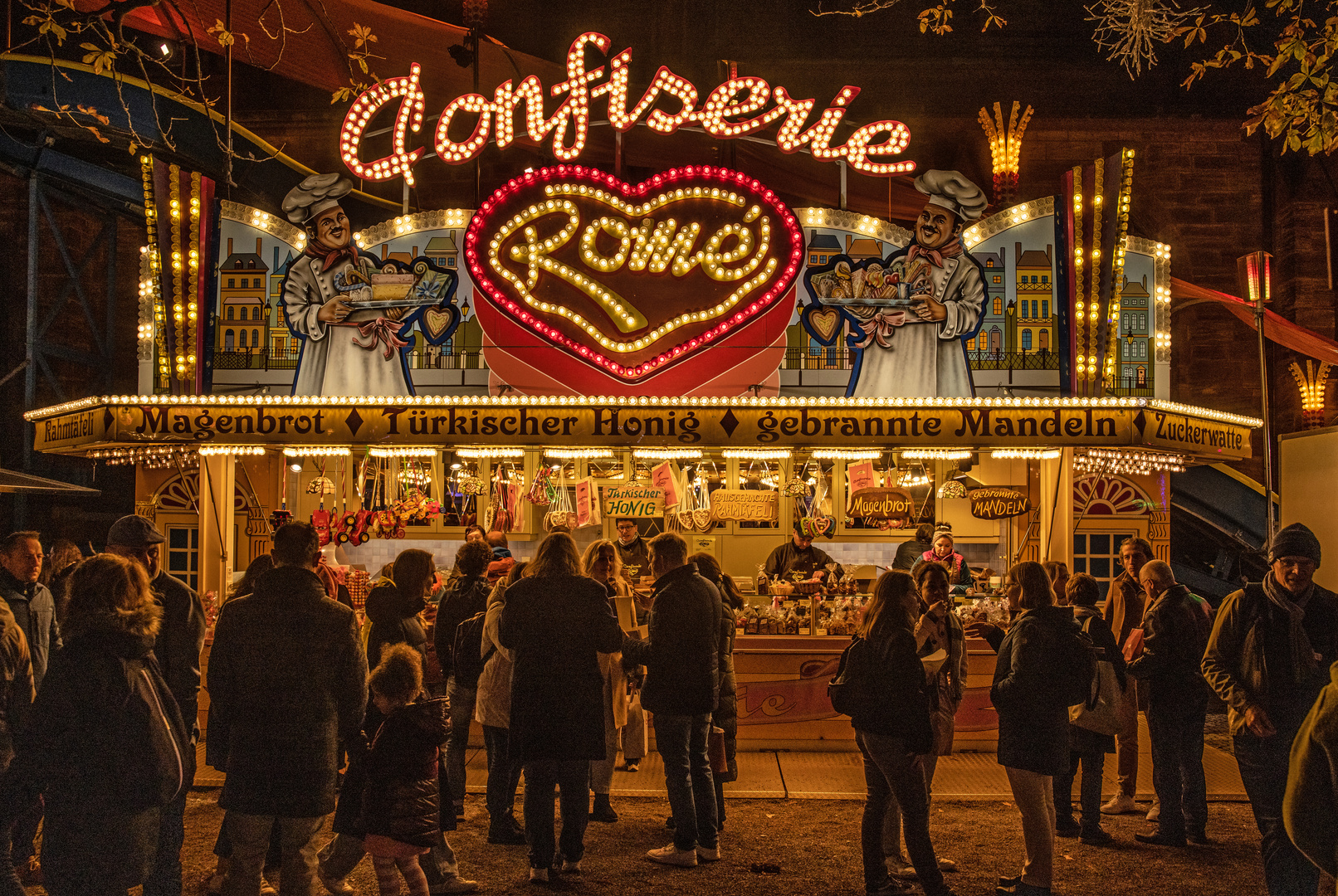 Herbstmesse in Basel auf dem Münsterplatz