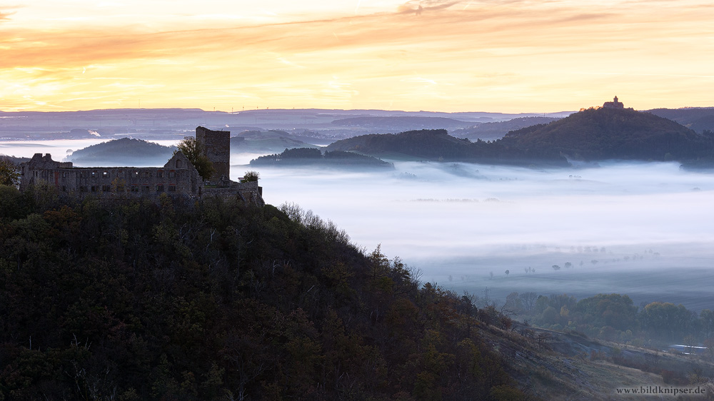 Herbstmorgen am Drei-Gleichen-Blick