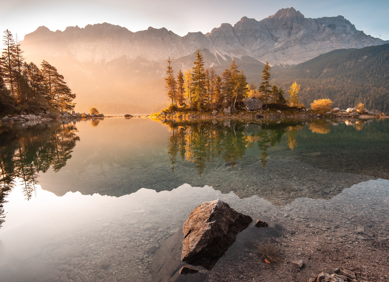 Herbstmorgen am Eibsee