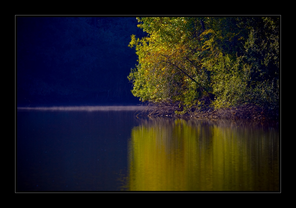 Herbstmorgen am See