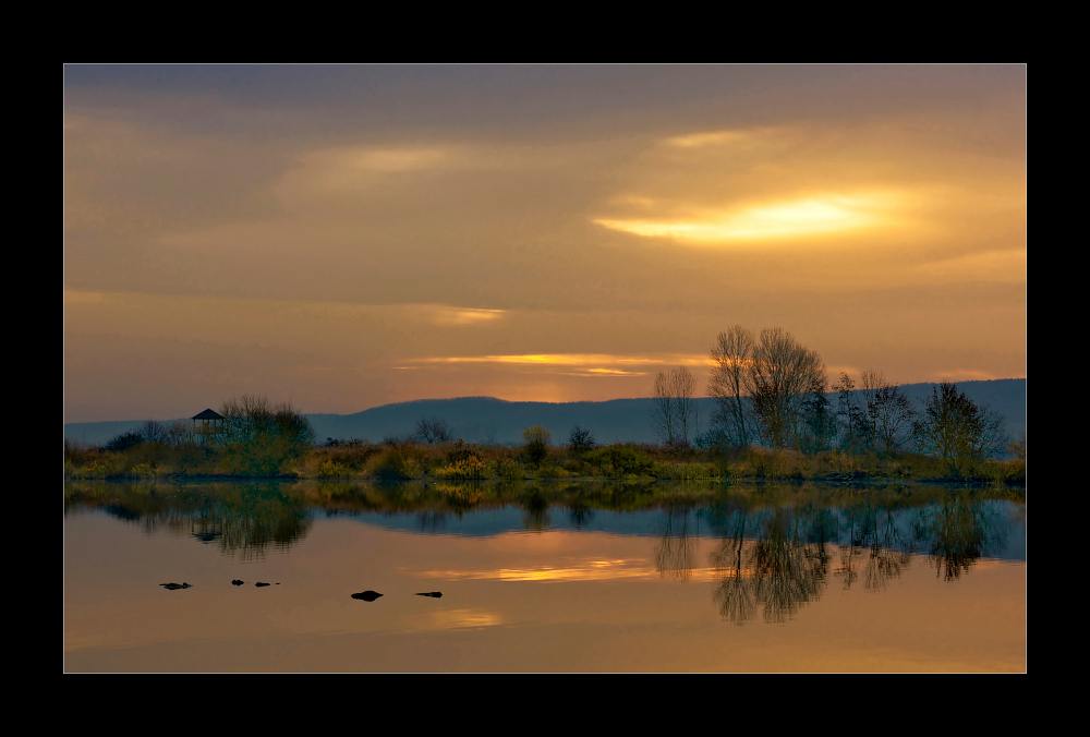 Herbstmorgen am See