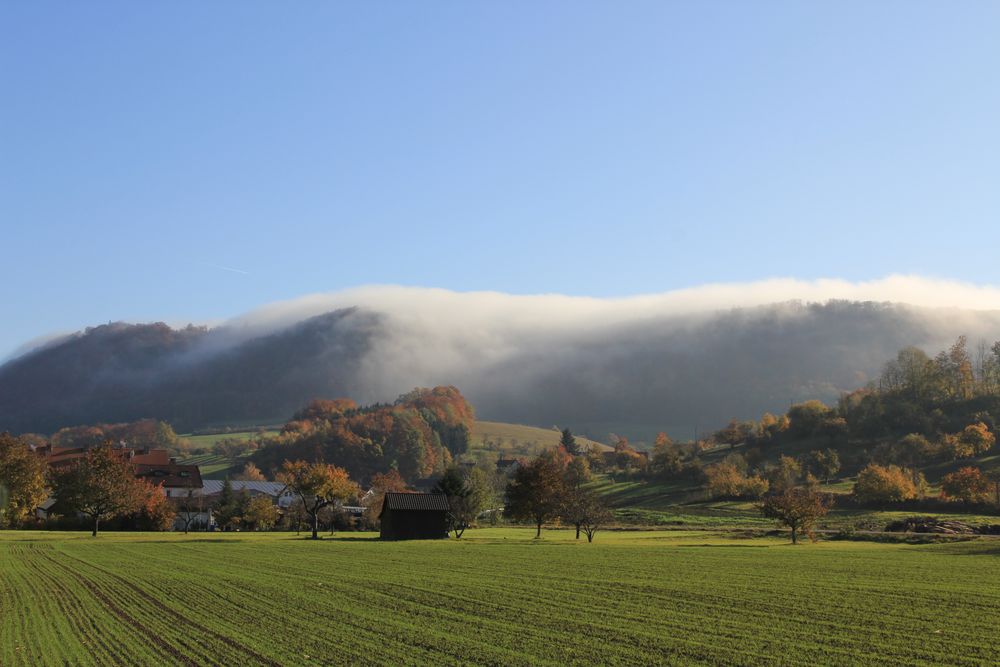 Herbstmorgen an der schwäbischen Alb