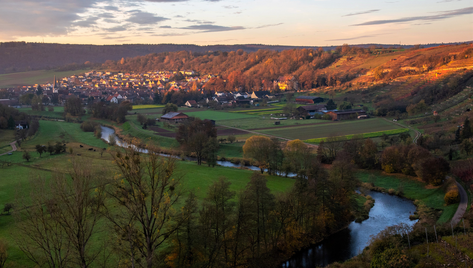 Herbstmorgen im Enztal