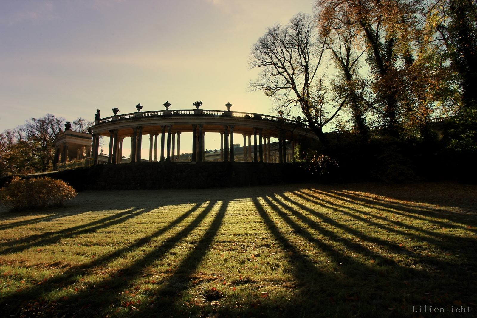 Herbstmorgen Schloss Sanssouci