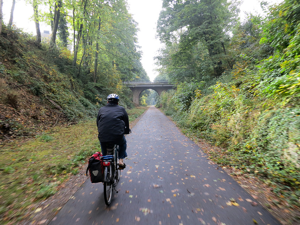 Herbstradeln auf alten Bahntrassen im Bergischen