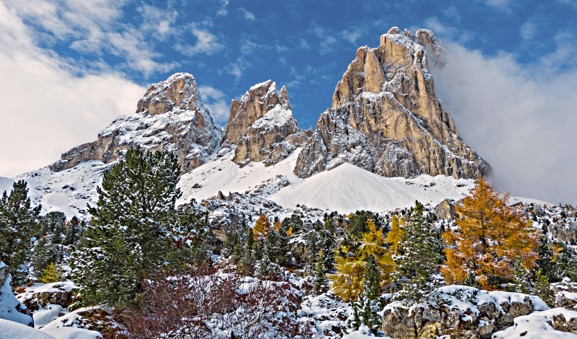 Herbstschnee in den Dolomiten