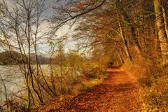 Herbstspatziergang am Gübsensee